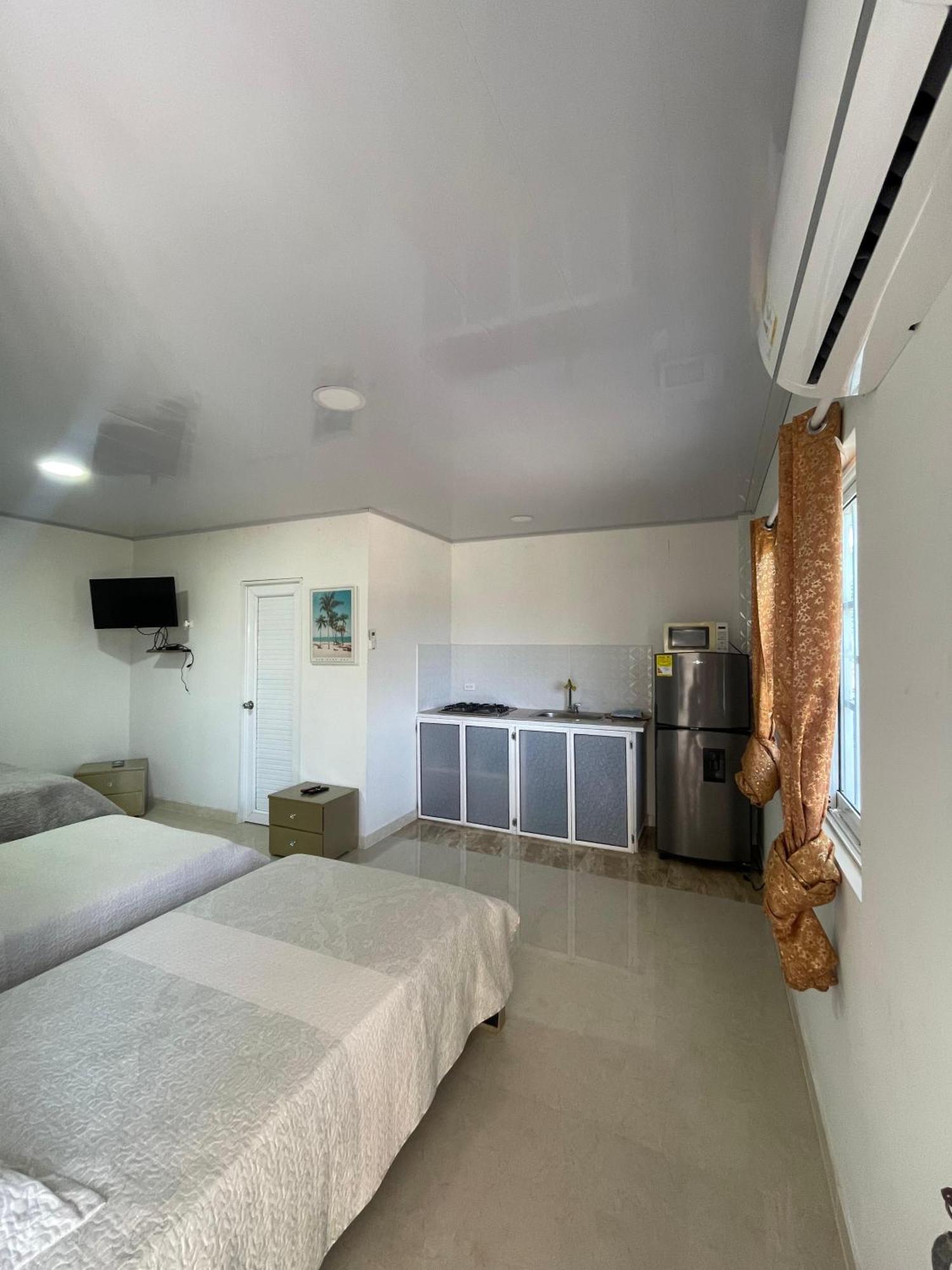 Posada Three Cay Suites Rocky Point Exterior foto